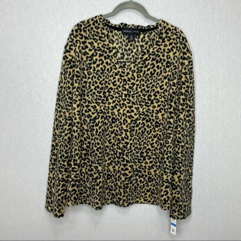 KENDALL + KYLIE Fleece Lounge Cheetah Top